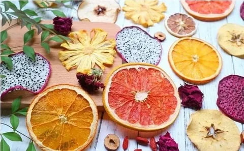 تصویر 3 از میوه خشک مخلوط طبیعی انتخابی سالم برای کودکان
